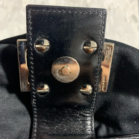 Fendi purse - Picture 4 of 9